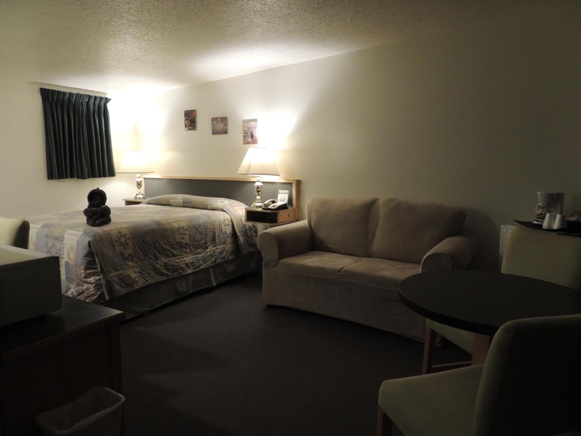100 Mile Motel & Rv Park 100 Mile House ห้อง รูปภาพ